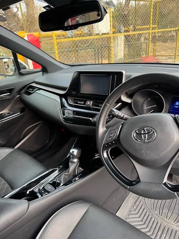 Toyota C-HR 2019 4.5 Grade 24 Import 2