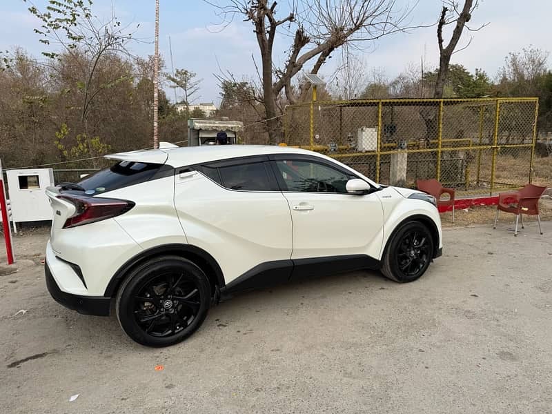 Toyota C-HR 2019 4.5 Grade 24 Import 4