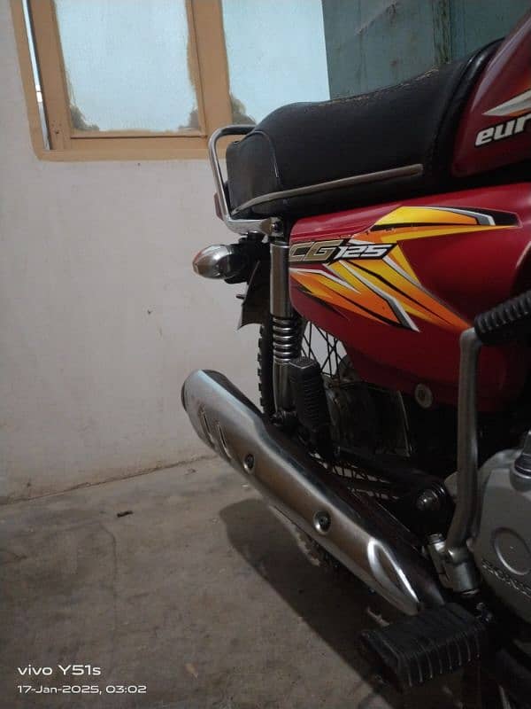 Honda CG 125 Model 2021 Karachi no 1st owner 2