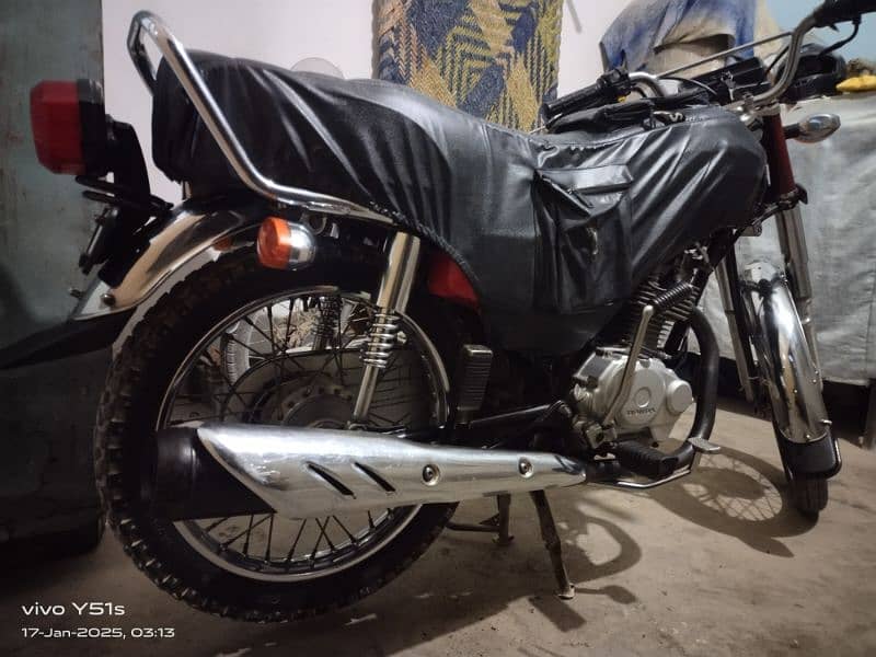 Honda CG 125 Model 2021 Karachi no 1st owner 8