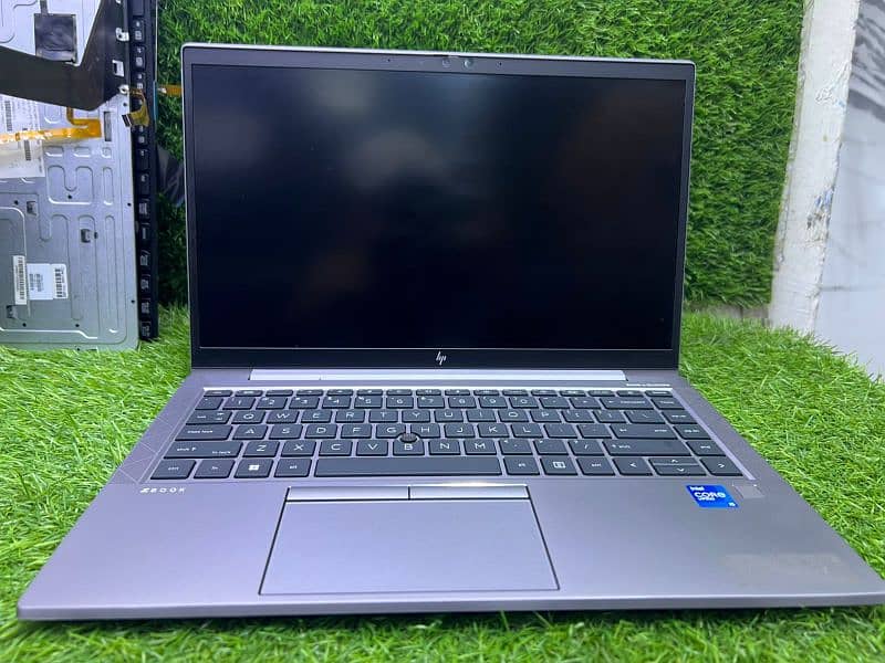 HP ZBOOK FIREFLY G8 MOBILE WORKSTATION IMPORT FROM GERMANY 1