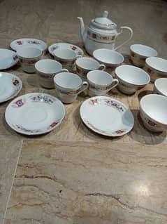 tea set and dessert bowls