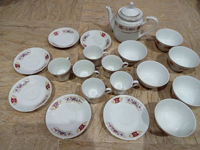 tea set and dessert bowls 3