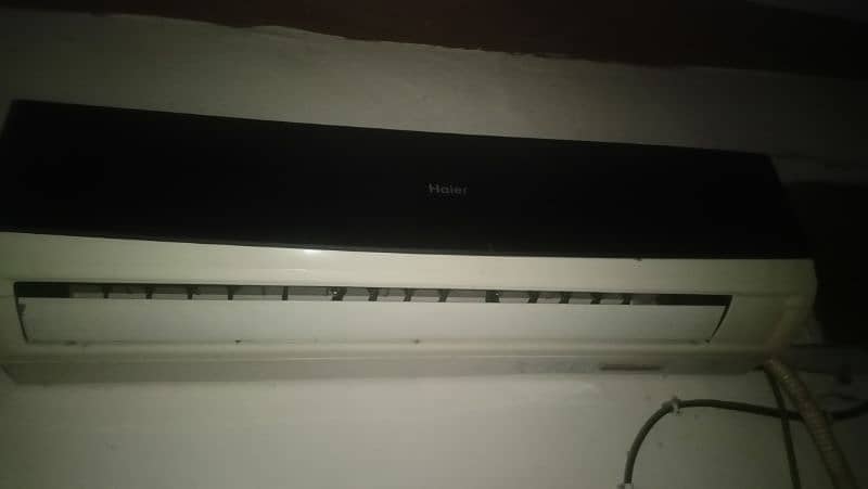 Good condition Haier 1.5ton ac non inverter 3