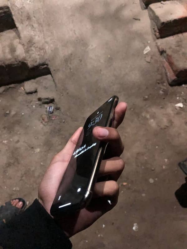 iPhone XS max non pta 2