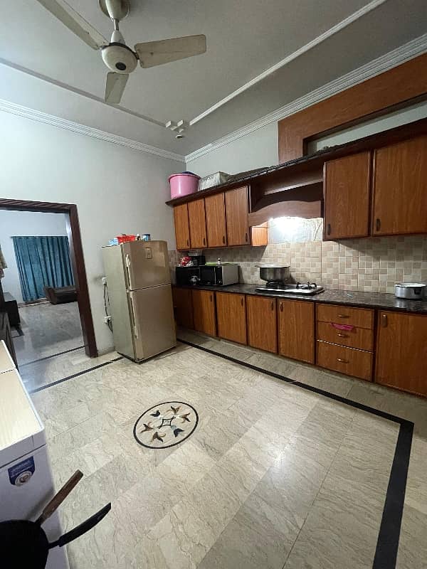 Kanal 2bed superb lower portion in wapda town 8