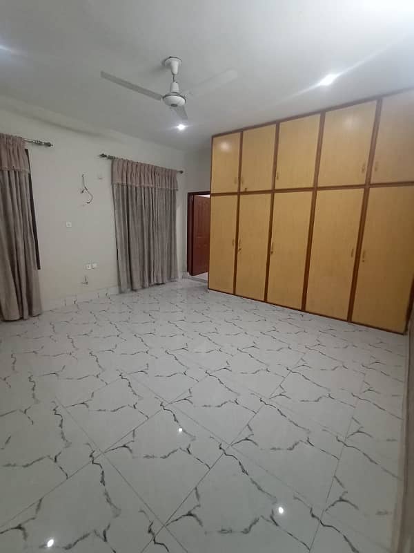 1 Kanal Upper Portion Available For Rent 0