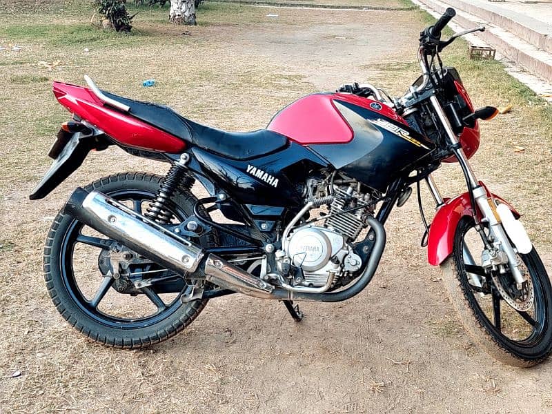 YAMAHA YBR 125 7