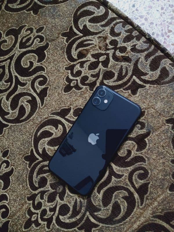 iPhone 11 64gb dual sim official approved 14