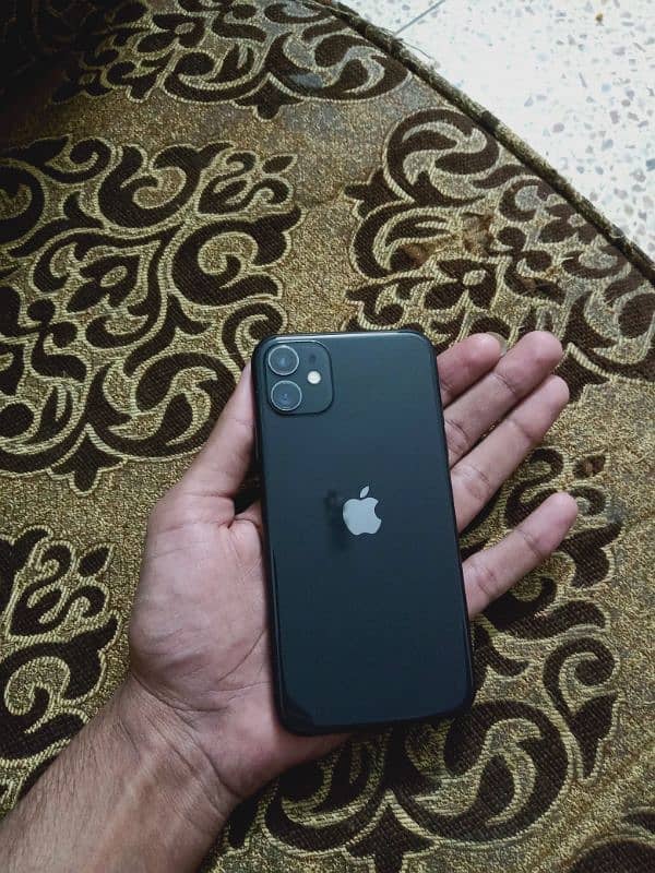 iPhone 11 64gb dual sim official approved 15