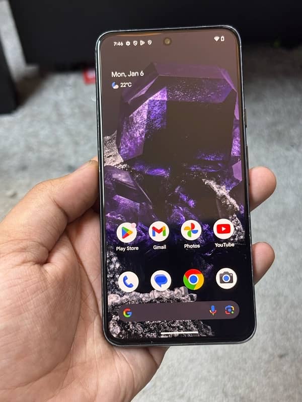 GOOGLE PIXEL 8 5G (Semi Unlocked 4Month Sim Time) 128GB 1