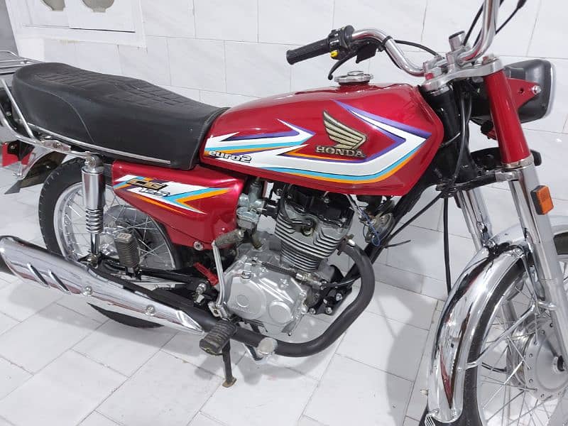 Honda 125 2024 Karachi number. 7