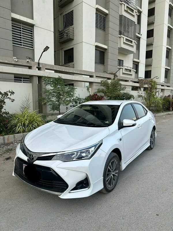 Toyota Corolla Altis 2021 4