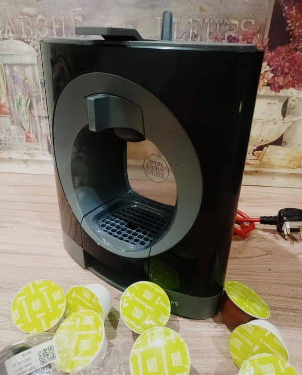 Dolce Gusto coffee Machine 4