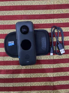 Insta360 X2 with 256gb sd card