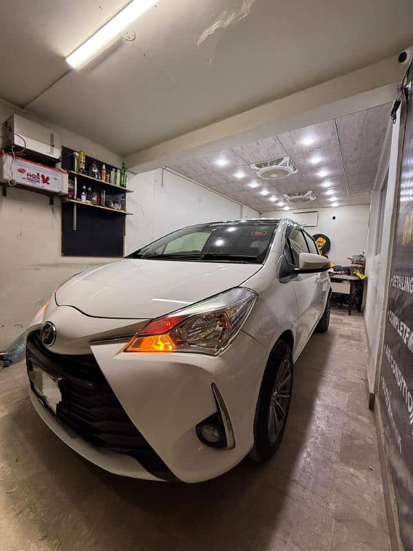 Toyota Vitz 2018 1