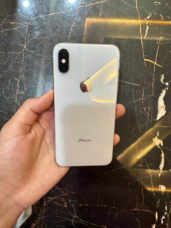 IPHONE XS FACTORY UNLOCK 2