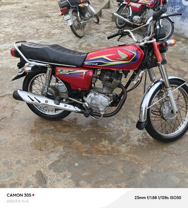 Honda 125 3 month new work all bike 3