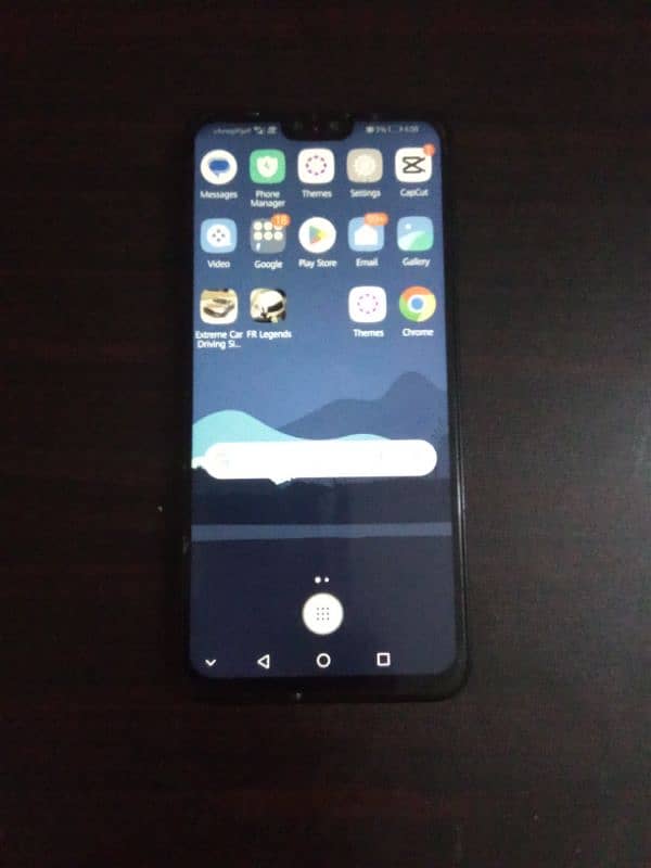 Huawei y8s 6/128gb non pta dubai se Liya tha urgentl sale 2