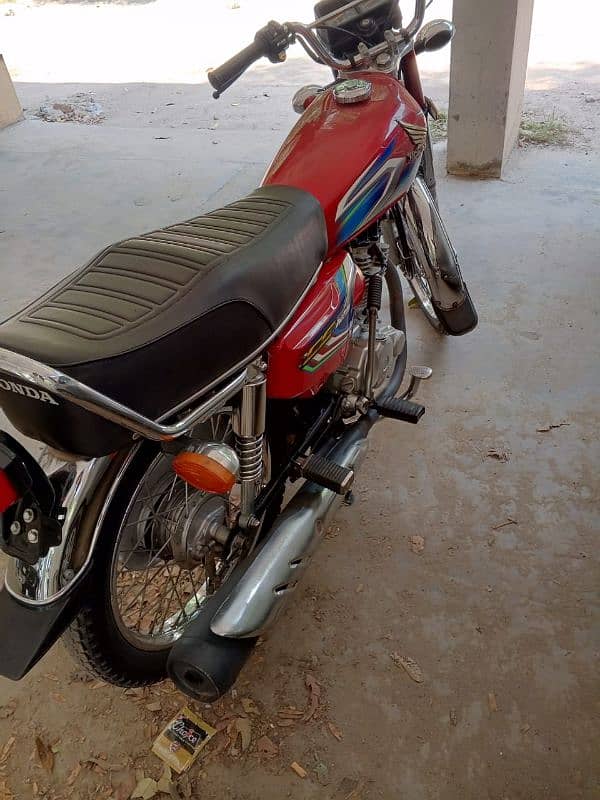 Honda 125 Red color for sale urgent 5