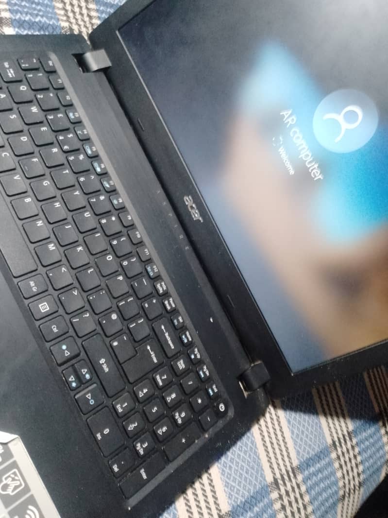 ACER Laptop 7Generation urgent sale 1