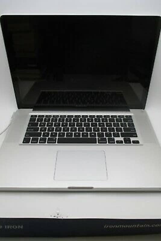 Apple MacBook Pro i7 2012 (Dual Graphic Cards) 4/500GB 15.4” In Laptop 10