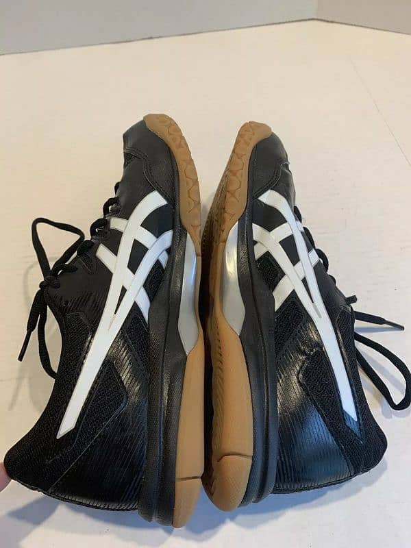 ASICS Gel Rocket 9 Top End Badminton , Squash Non Marking Shoes - UK 8 6