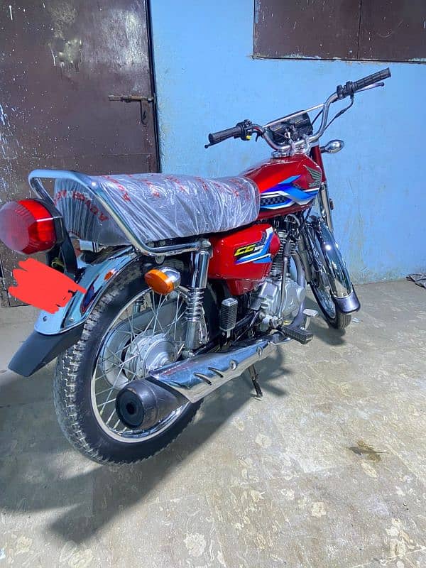 honda 125 2024 karachi 3