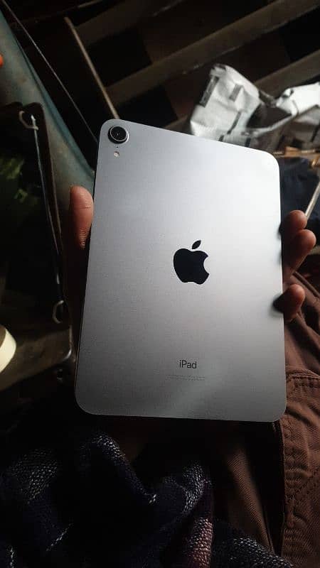 Ipad mini 6 __64 GB WIFI WITH all assesories 2