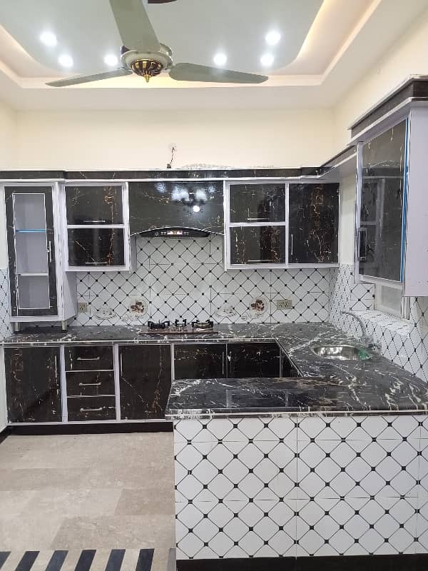 5 Marla Brand New House For Sale Gulshan Khurshid Bhatta Chowk. 8