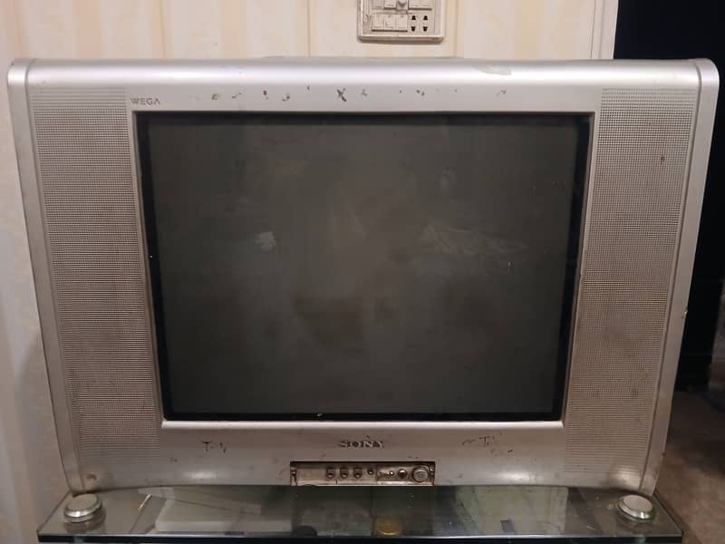 Sony TV with Trolly 0