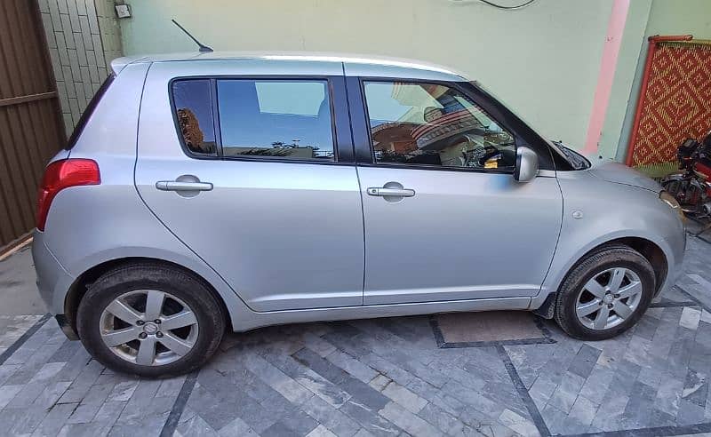 Suzuki Swift 2019 3