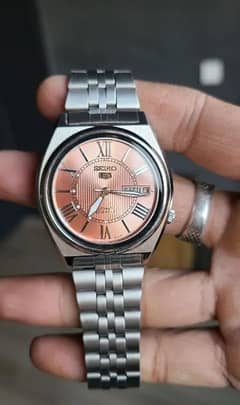 Seiko 5 Rare Salmon