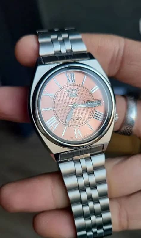 Seiko 5 Rare Salmon 1