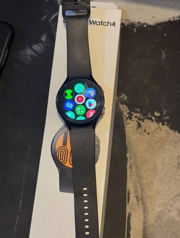 Samsung Galaxy Watch 4 2