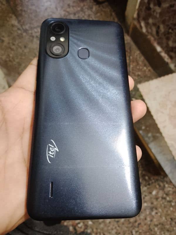 itel A49 (A58 pro 4G) 2/32 GB 10/10 lush phone PTA official Aproved. . 1