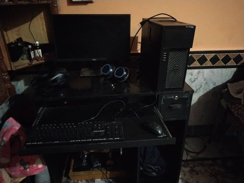 Dell gaming PC core 5 generation 4 3