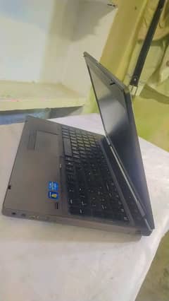 Laptop HP Core i5 2nd Generation In Excellent Condition