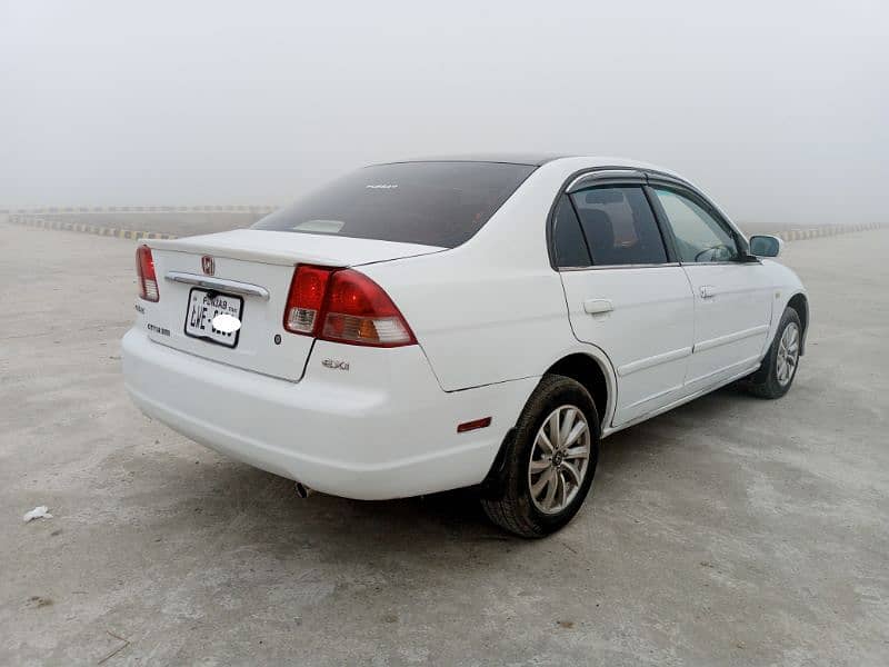 Honda Civic EXi 2005 3