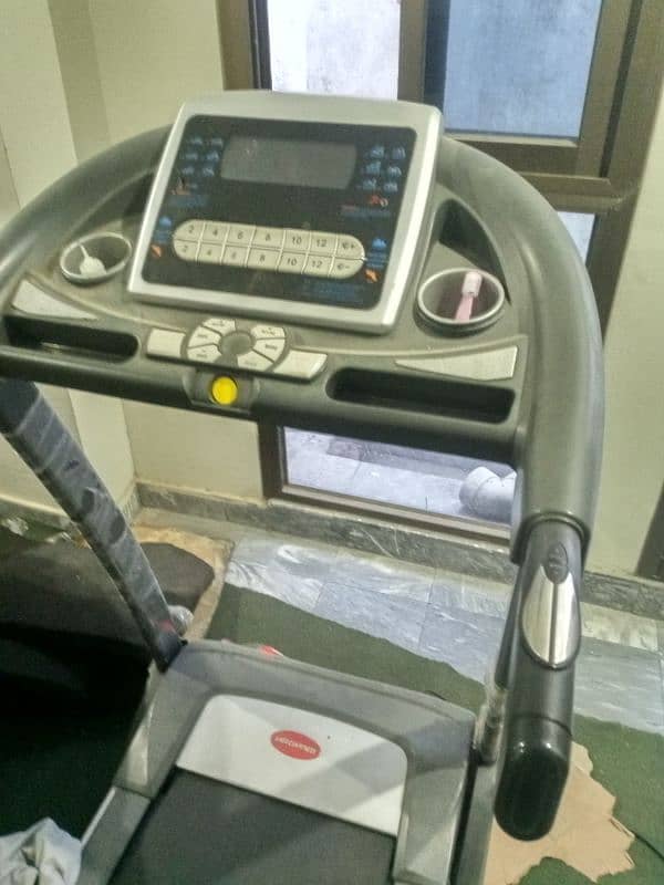 Trademill Running Machine Jogging Machine 1