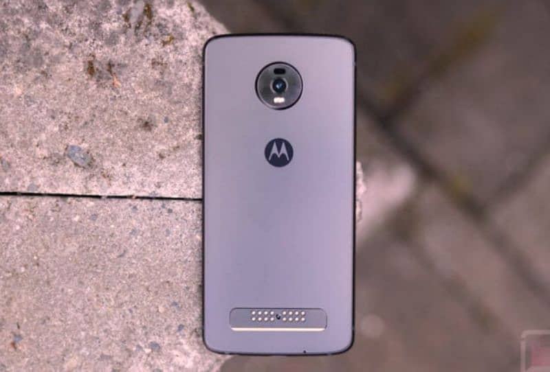 moto Z4 1