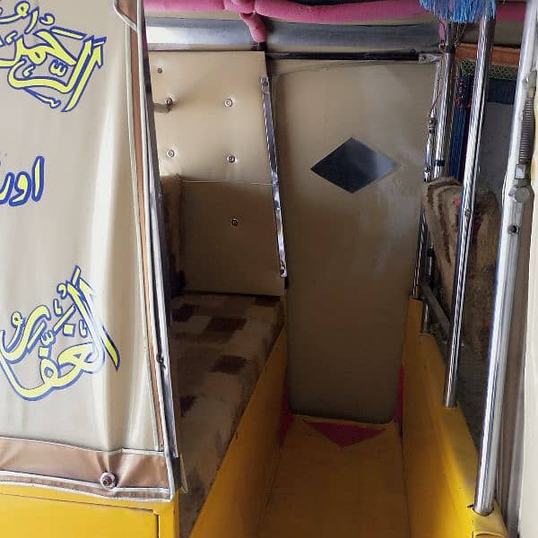 TEZRAFTAR FULL READY NEW CLEAR CONDITION RICKSHAW 12