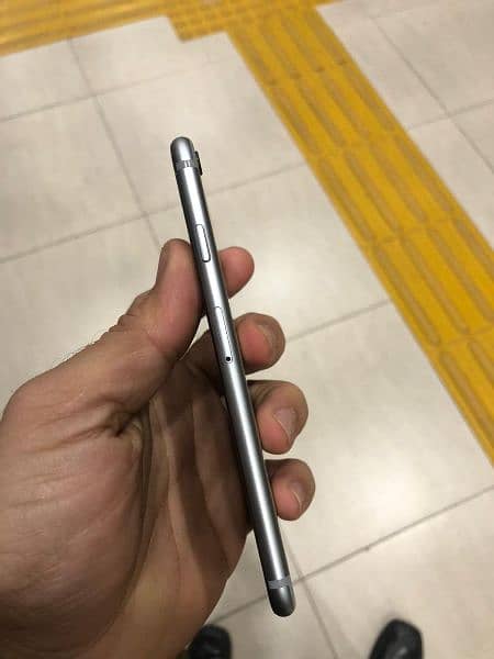 iPhone 6 Urgent for sale serious buyer can message 9