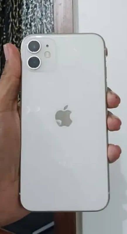 IPHONE 11 BATT HEALTH 84   what's app 03109535252 0