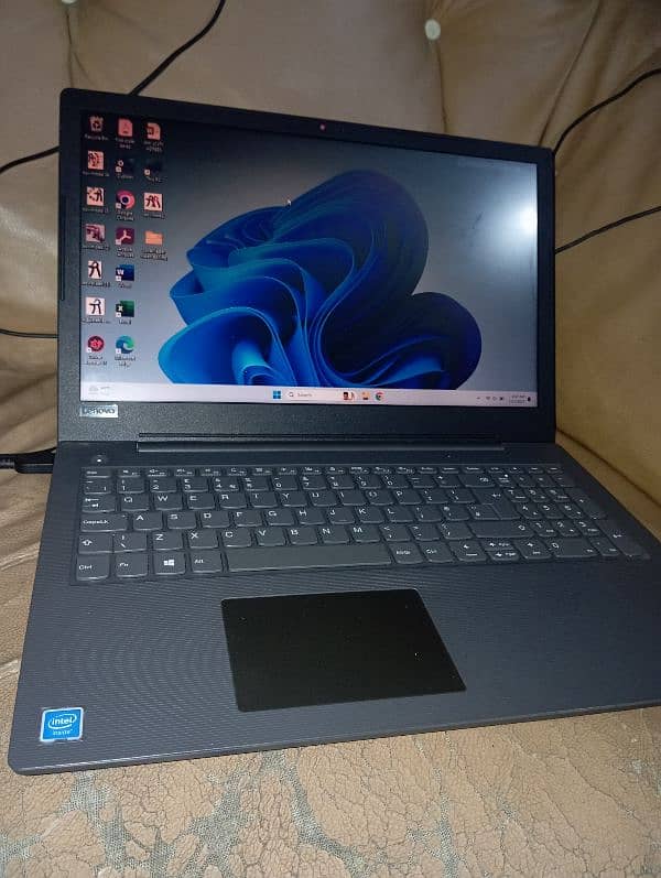 Lenovo laptop 0