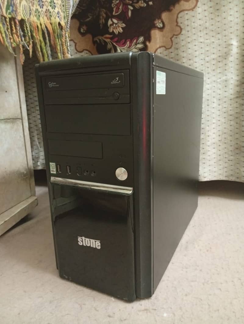 Intel Xeon PC Desktop - 8GB RAM, 128GB SSD, NVS 315 GPU 5