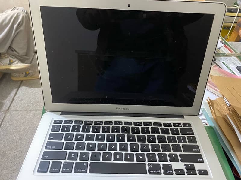 Macbook air 2015 early 0