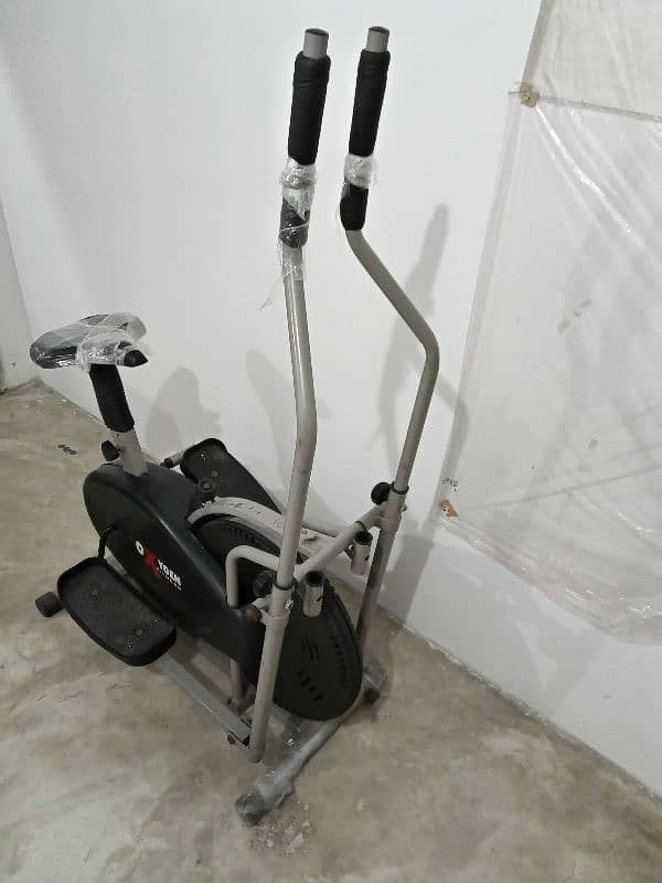 Elliptical Exercise Cycle 3