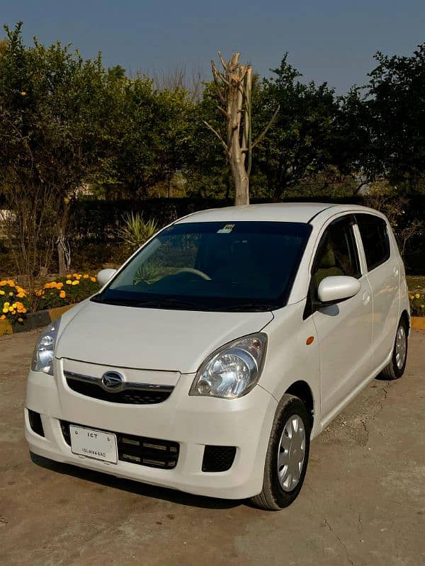 Daihatsu Mira 2010 2