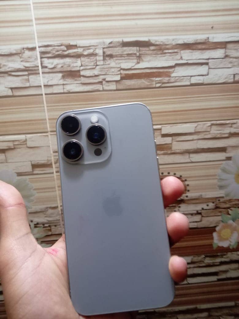 iPhone XR convert to 16 pro 0